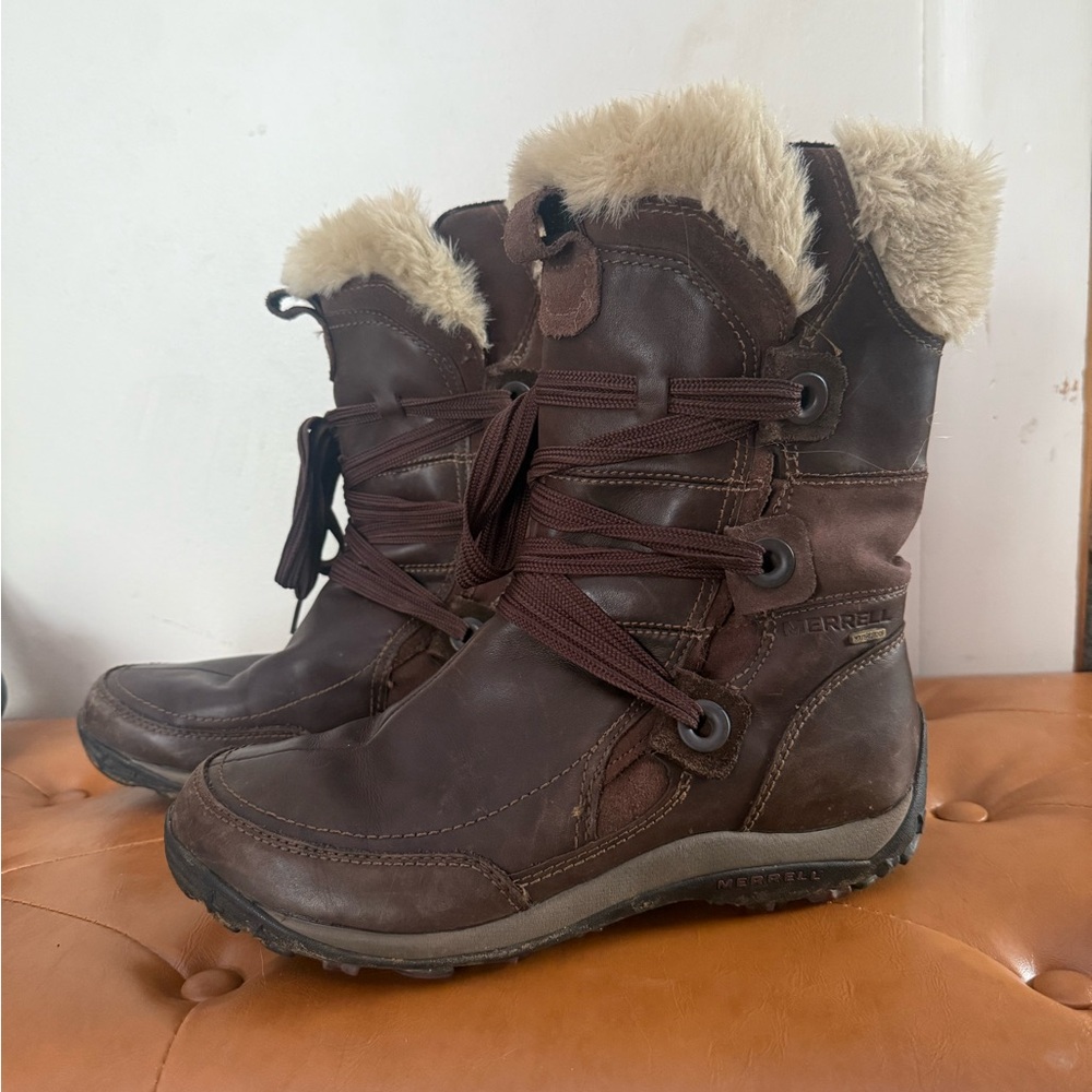 Merrell Women's Dark Brown Winter Boots with Fur Trim